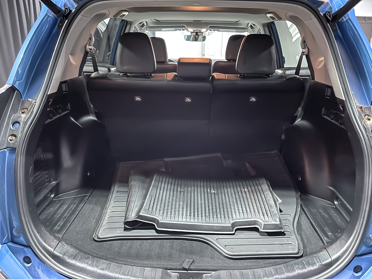 Toyota RAV4 Limited AWD (Natl) 2017 Toyota RAV4 Limited AWD (Natl) 2017