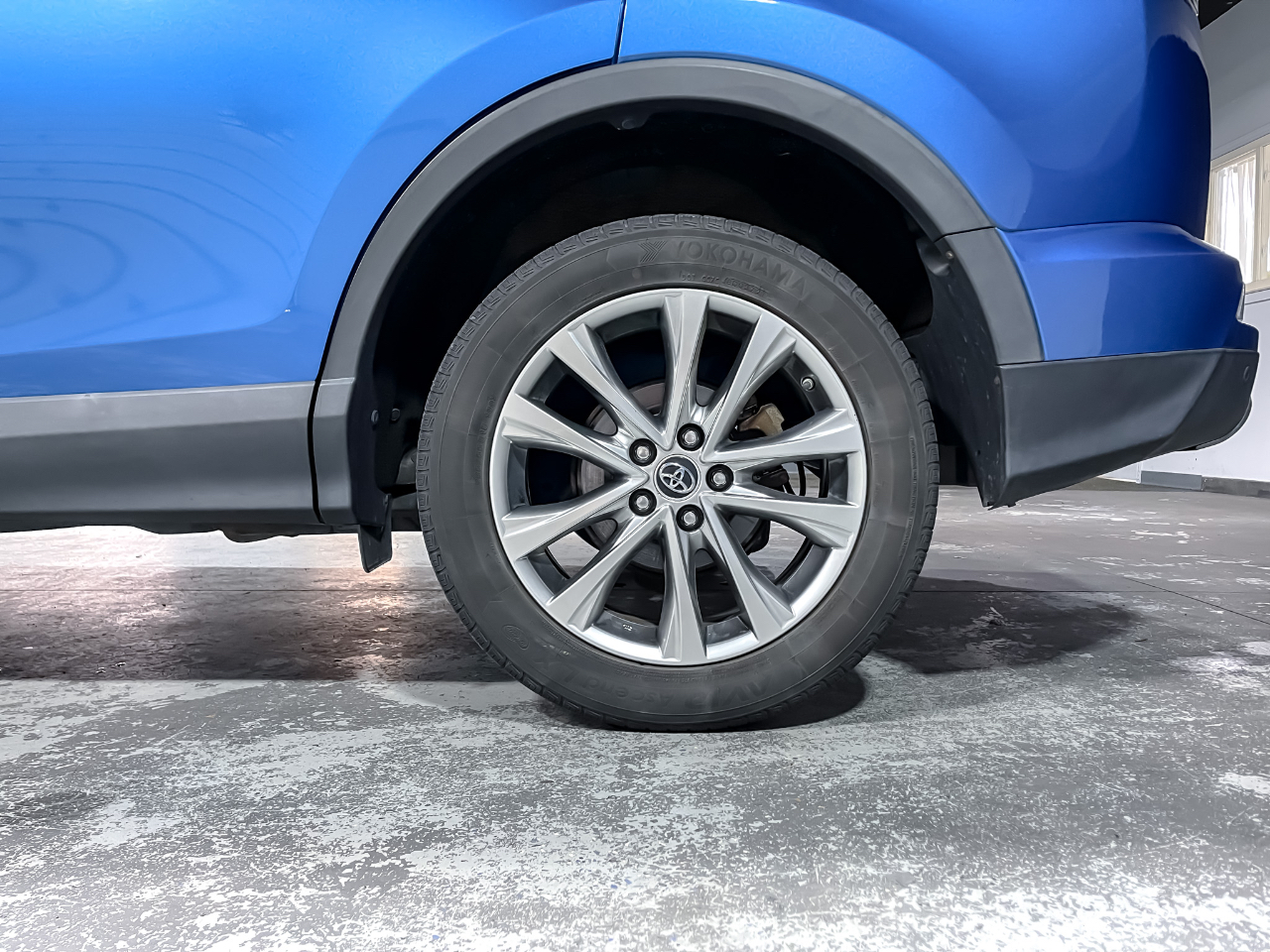 Toyota RAV4 Limited AWD (Natl) 2017 Toyota RAV4 Limited AWD (Natl) 2017