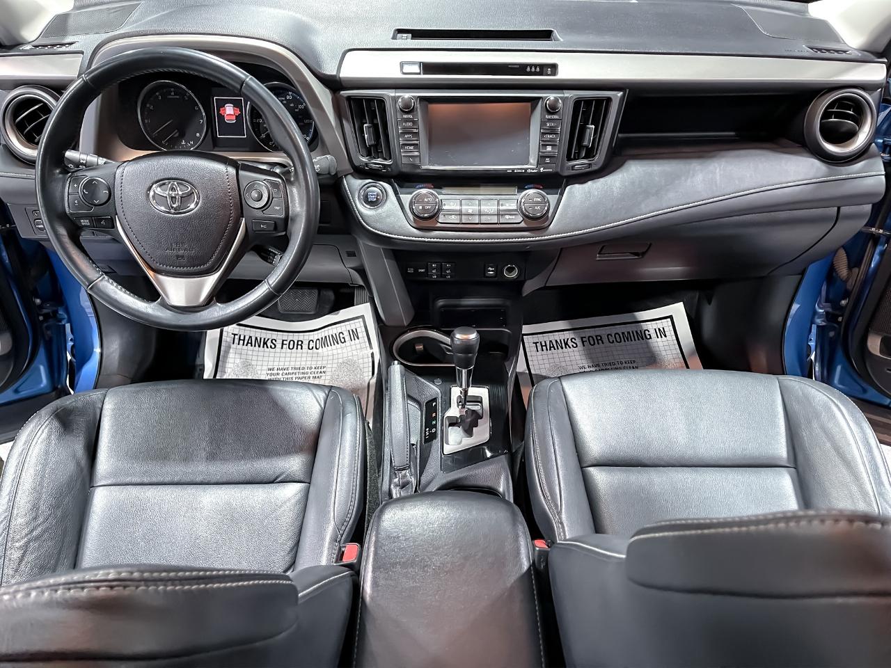 Toyota RAV4 Limited AWD (Natl) 2017