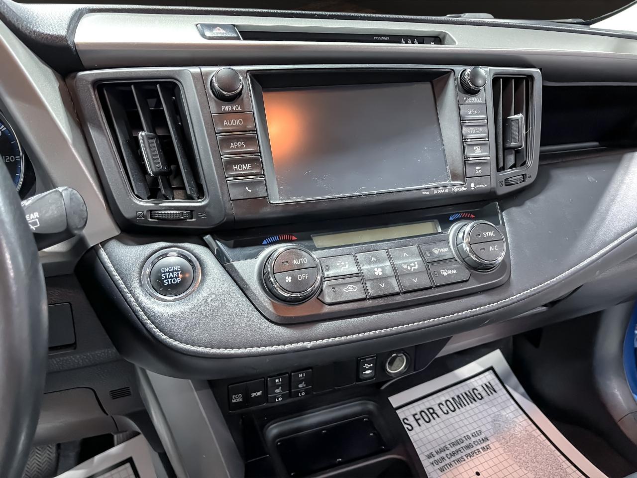 Toyota RAV4 Limited AWD (Natl) 2017