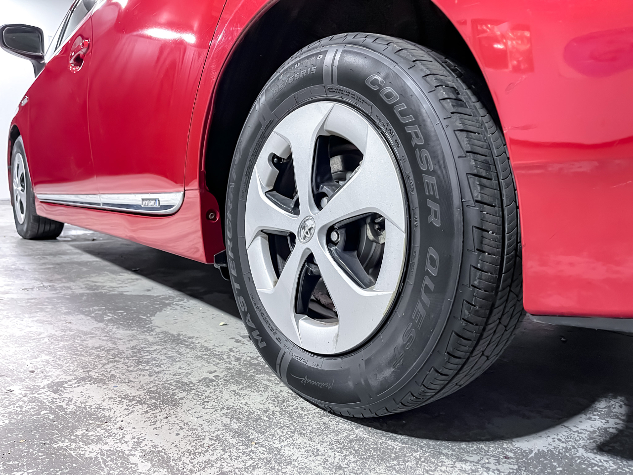 Toyota Prius 5dr HB Three (Natl) 2014 Toyota Prius 5dr HB Three (Natl) 2014