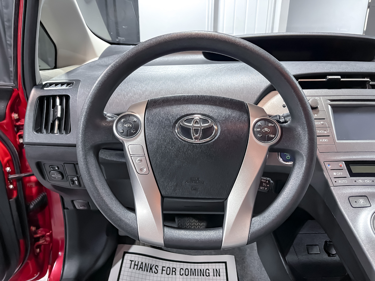 Toyota Prius 5dr HB Three (Natl) 2014 Toyota Prius 5dr HB Three (Natl) 2014
