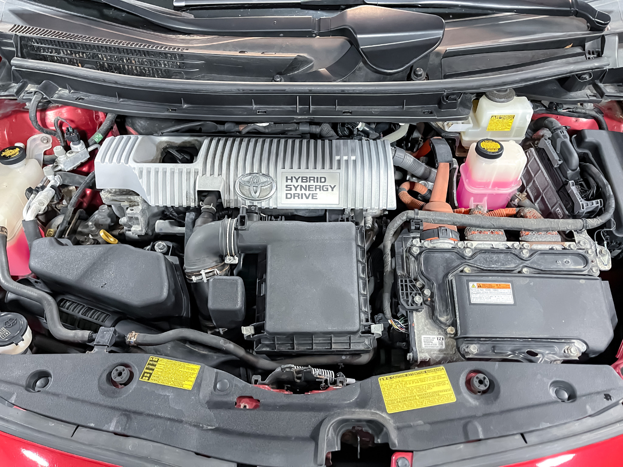Toyota Prius 5dr HB Three (Natl) 2014 Toyota Prius 5dr HB Three (Natl) 2014