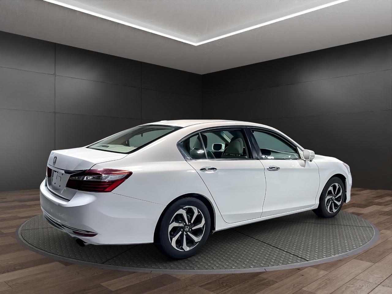 Honda Accord Sedan 4dr I4 CVT EX-L 2016