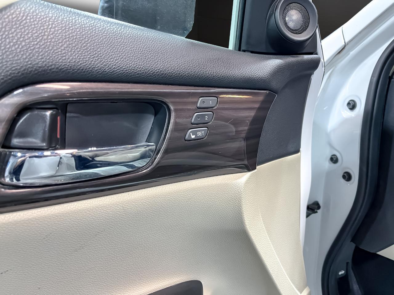 Honda Accord Sedan 4dr I4 CVT EX-L 2016