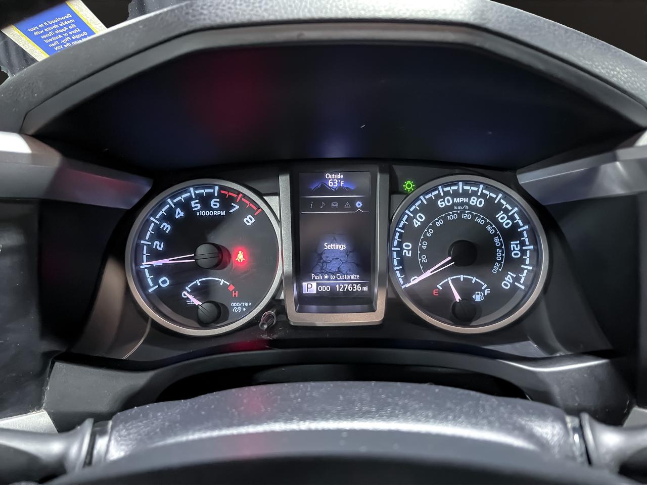 Toyota Tacoma TRD Off Road Double Cab 5' Bed V6 4x4 AT (Natl) 2017