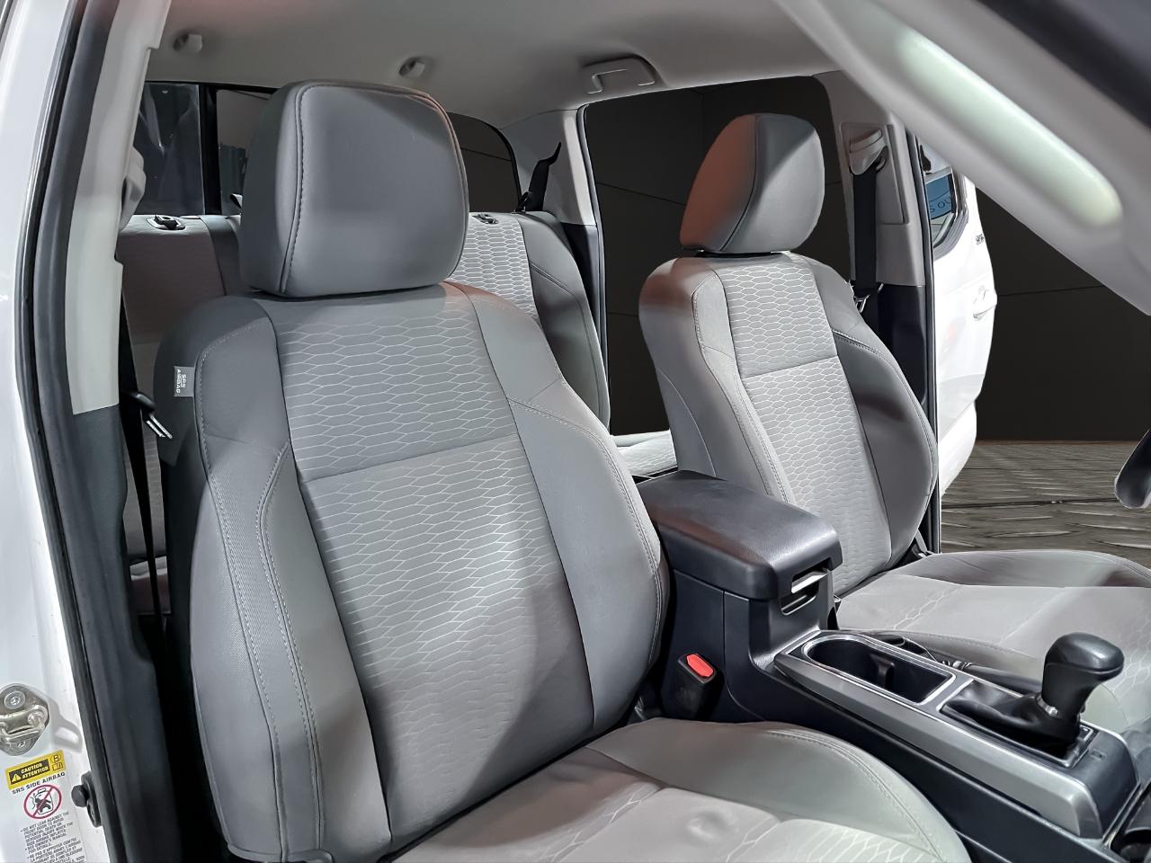 Toyota Tacoma TRD Off Road Double Cab 5' Bed V6 4x4 AT (Natl) 2017