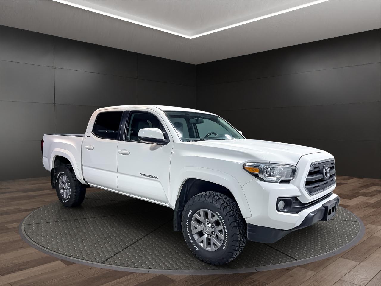 Toyota Tacoma SR5 Double Cab V6 2017