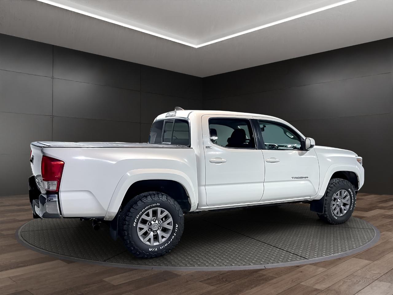 Toyota Tacoma SR5 Double Cab V6 2017
