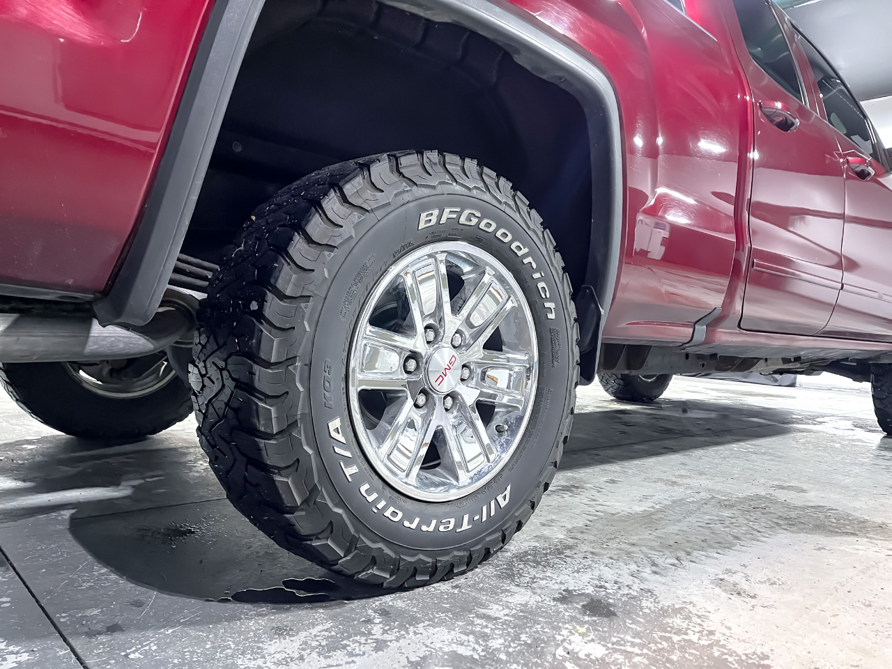 GMC Sierra 1500 4WD Double Cab 143.5" SLE 2017