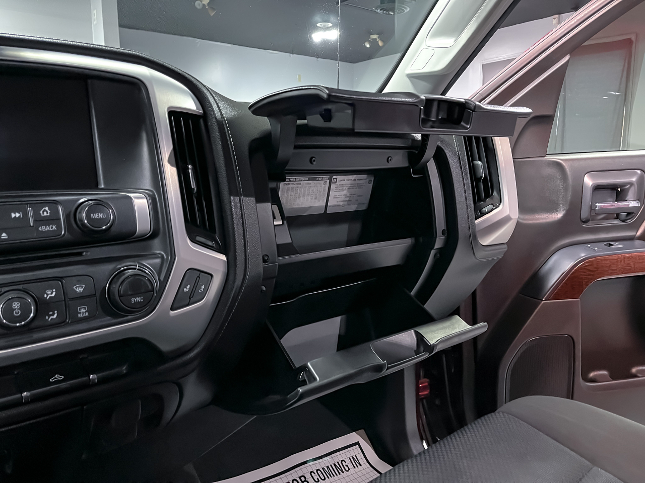 GMC Sierra 1500 4WD Double Cab 143.5" SLE 2017