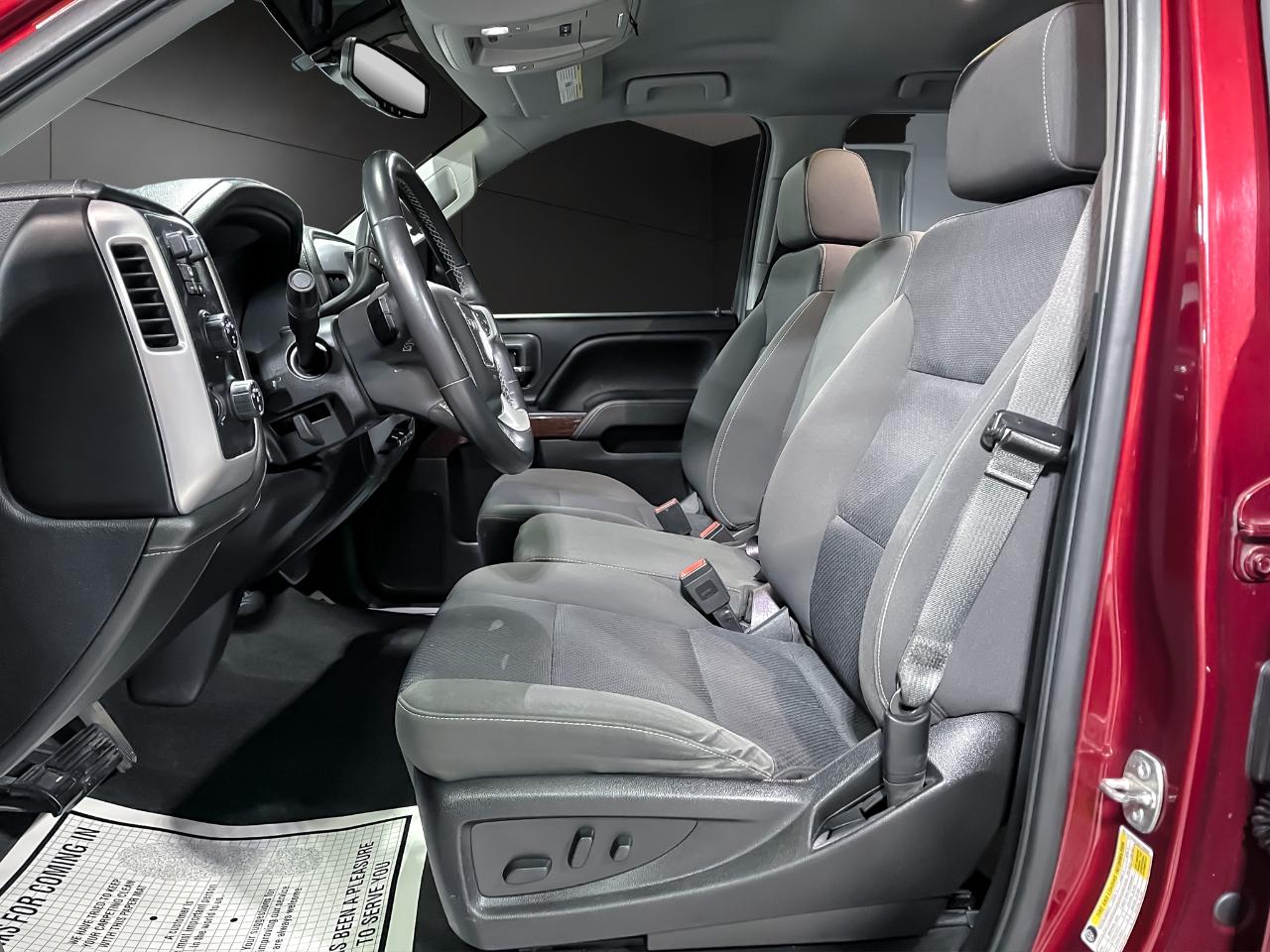 GMC Sierra 1500 4WD Double Cab 143.5" SLE 2017