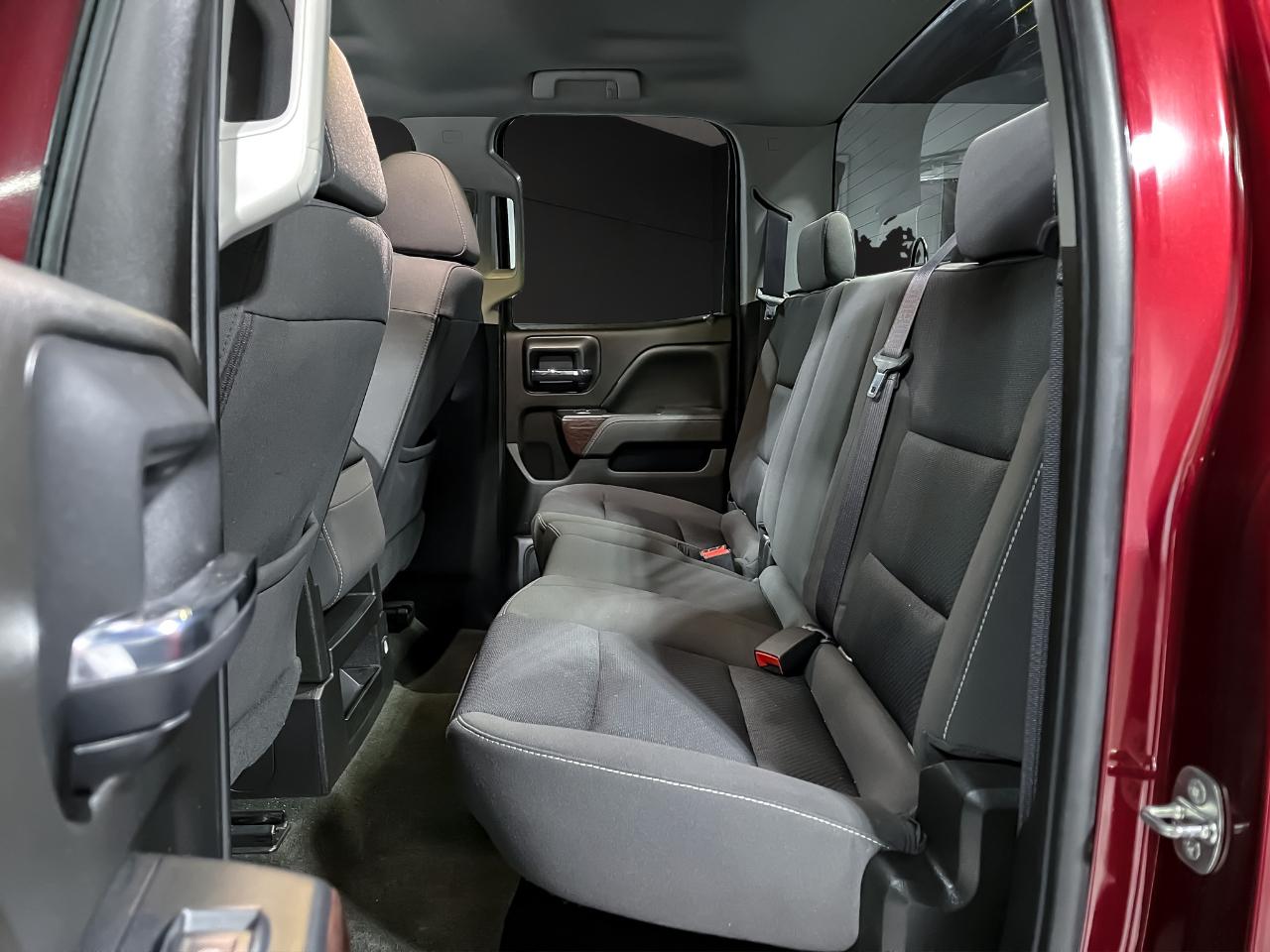 GMC Sierra 1500 4WD Double Cab 143.5" SLE 2017