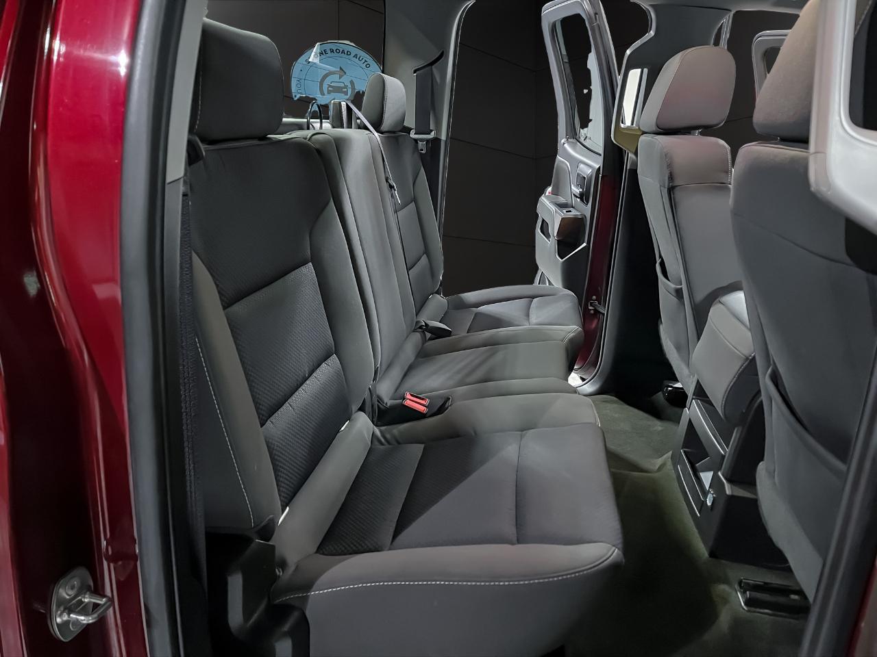 GMC Sierra 1500 4WD Double Cab 143.5" SLE 2017