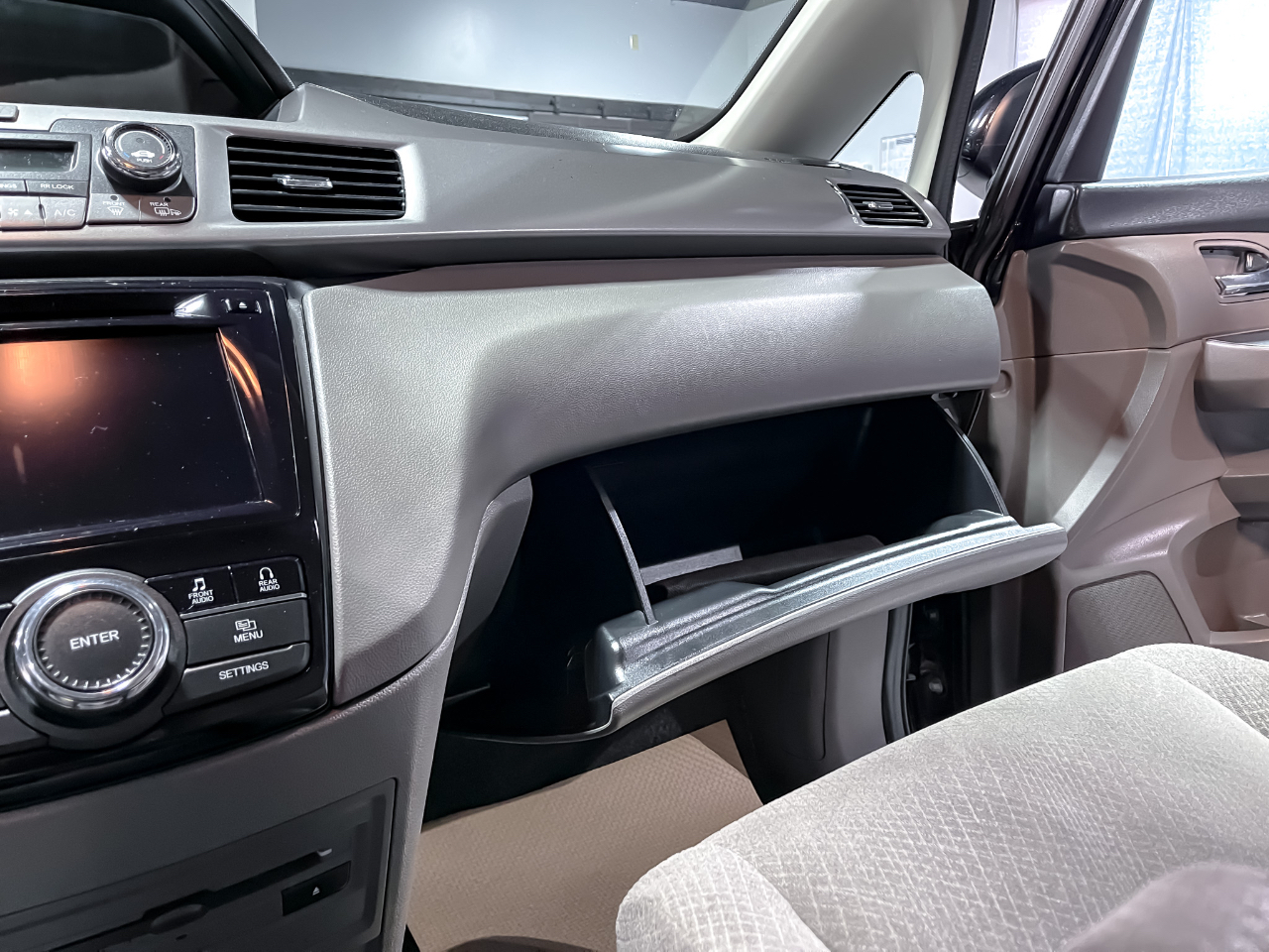 Honda Odyssey 5dr SE 2016