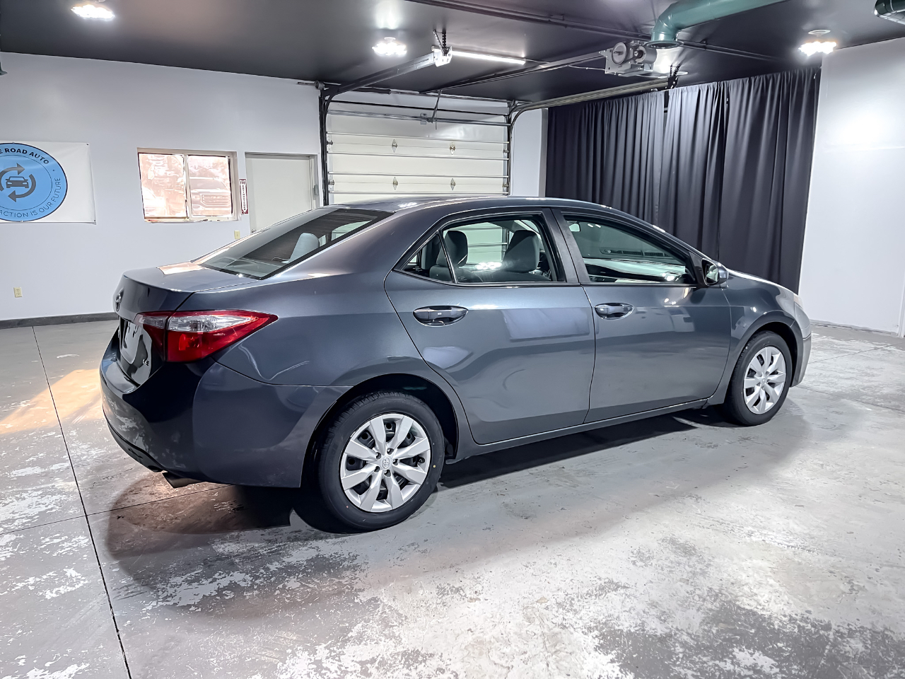 Toyota Corolla 4dr Sdn CVT LE Premium (Natl) 2015