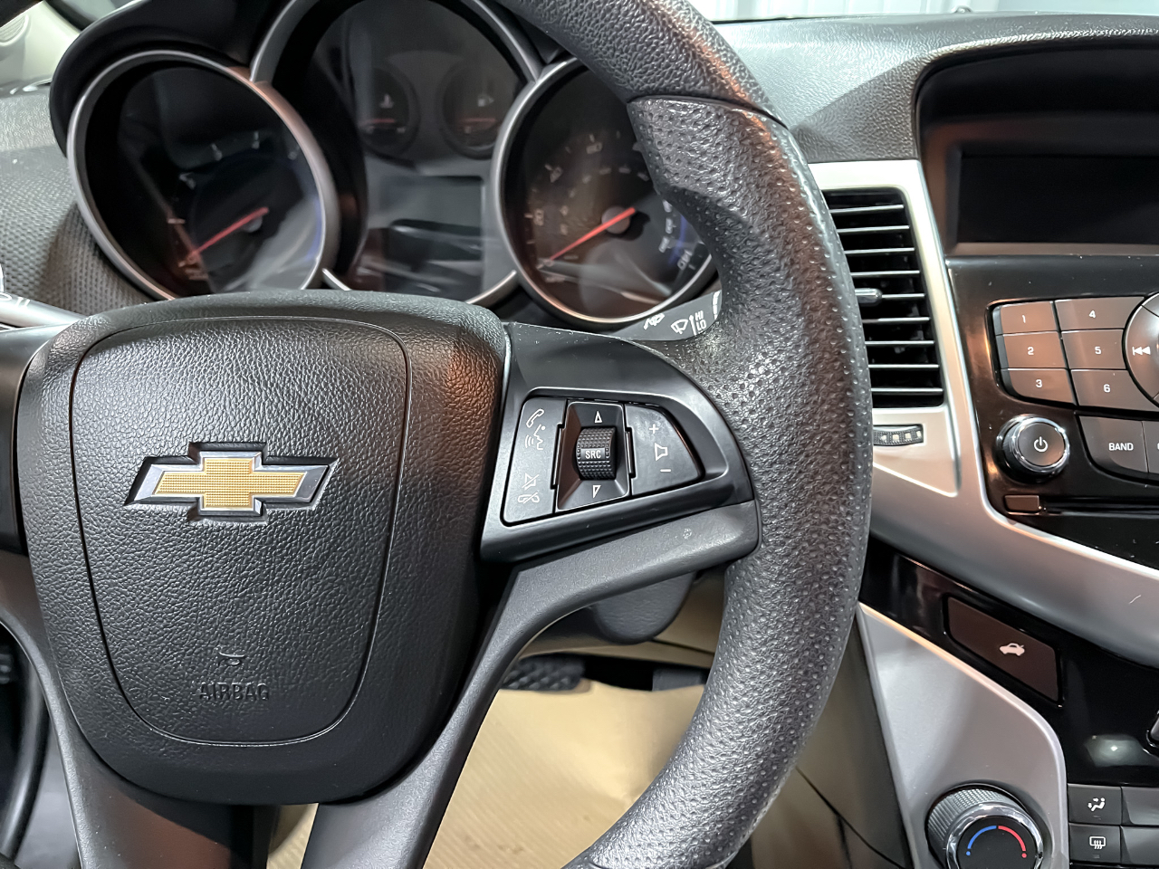 Chevrolet Cruze Limited 4dr Sdn Auto LT w/1LT 2016