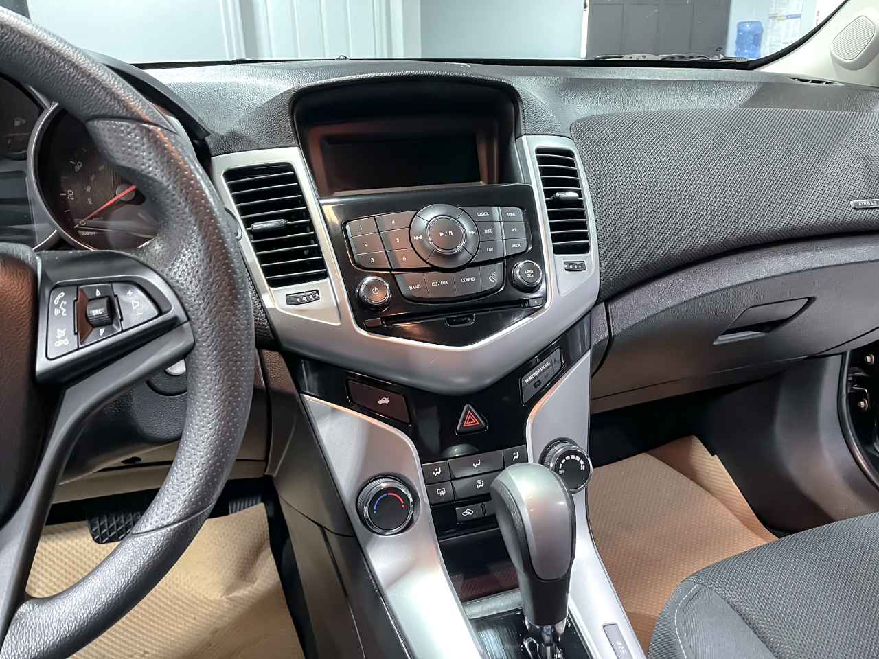 Chevrolet Cruze Limited 4dr Sdn Auto LT w/1LT 2016