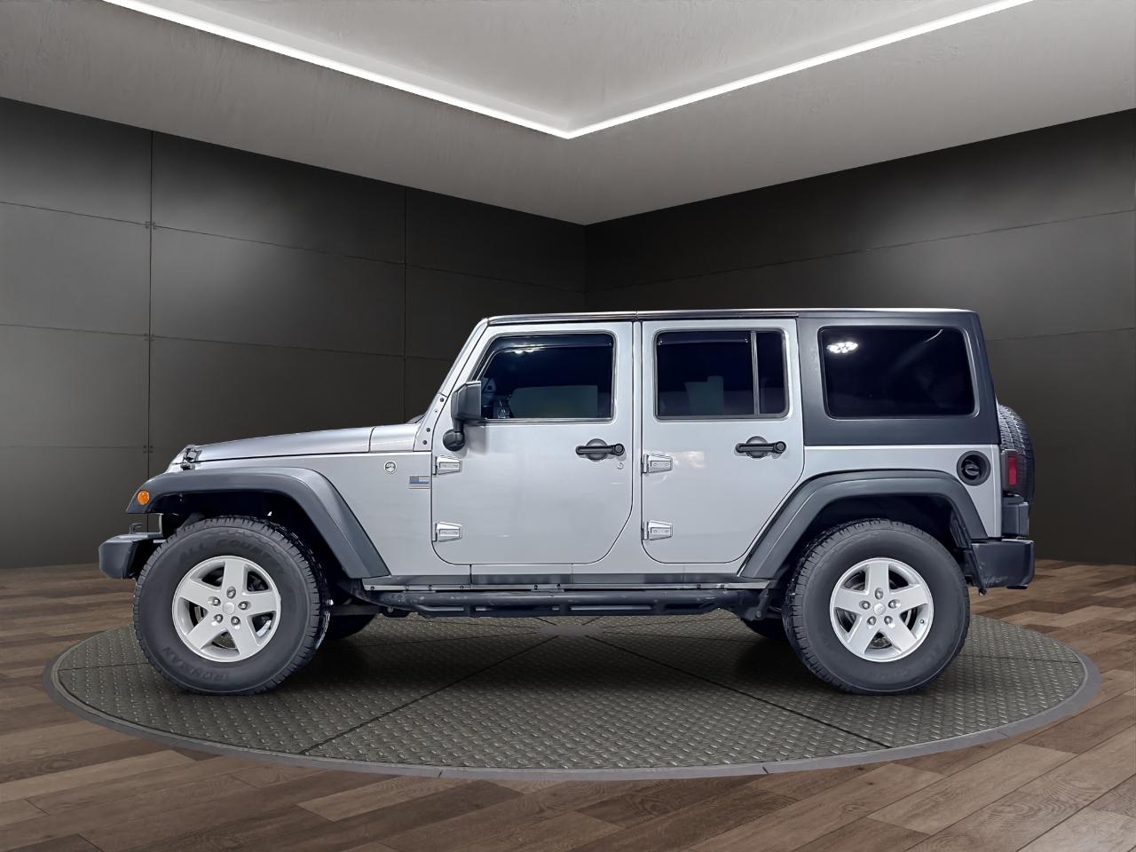 Jeep Wrangler Unlimited 4WD 4dr Sport 2016