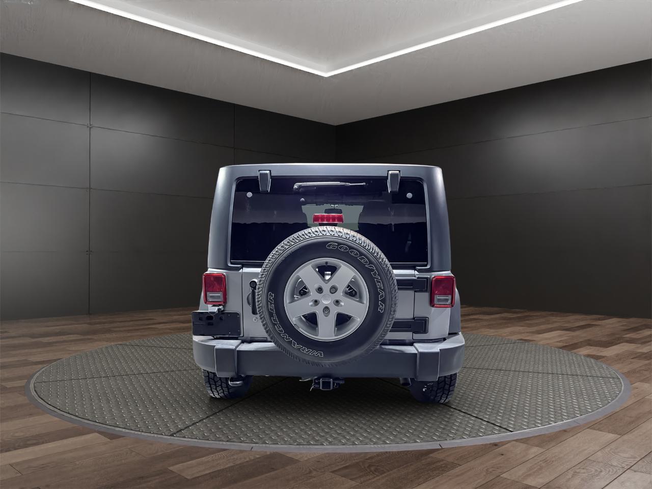 Jeep Wrangler Unlimited 4WD 4dr Sport 2016