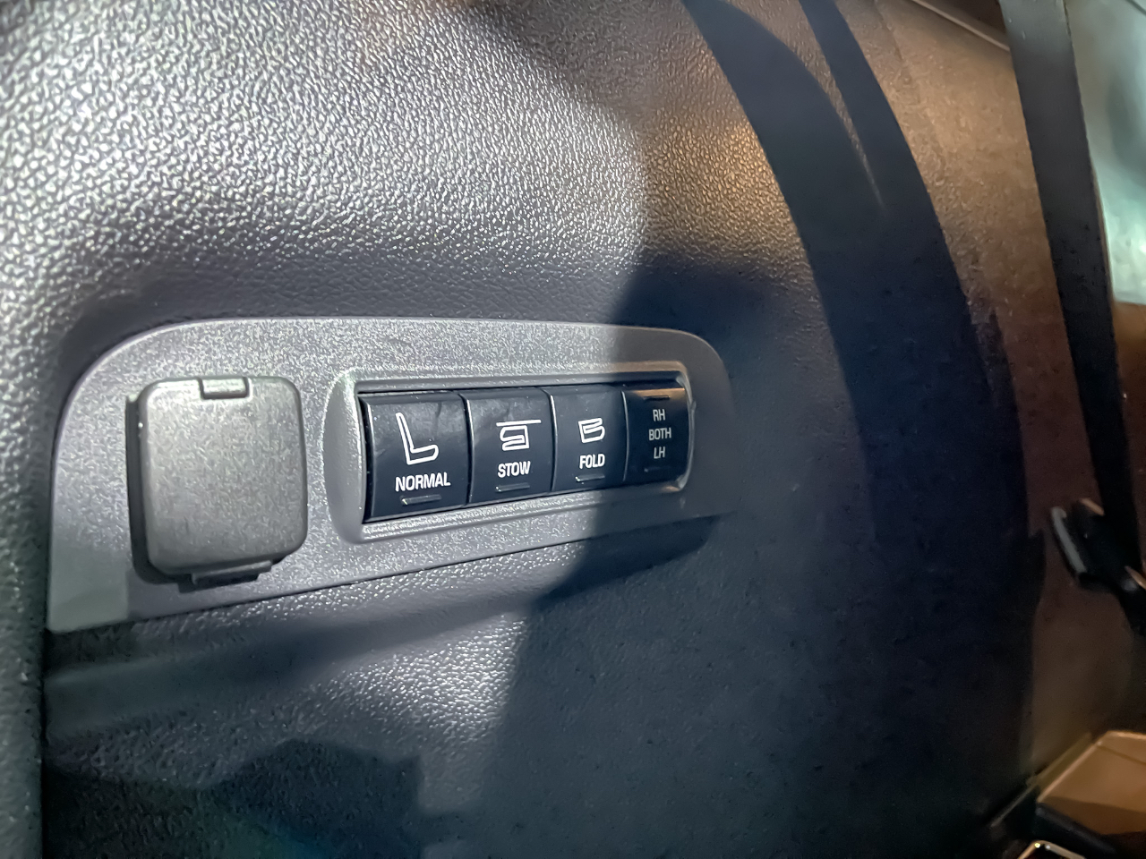 Ford Explorer 4WD 4dr Limited 2011