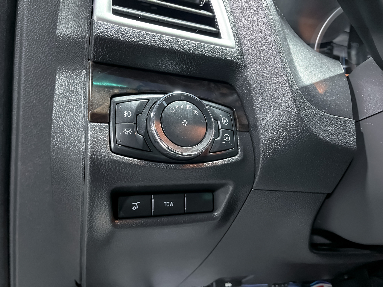 Ford Explorer 4WD 4dr Limited 2011