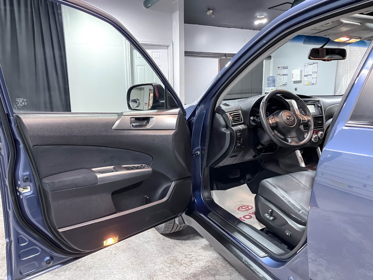 Subaru Forester 4dr Auto 2.5X Limited 2012