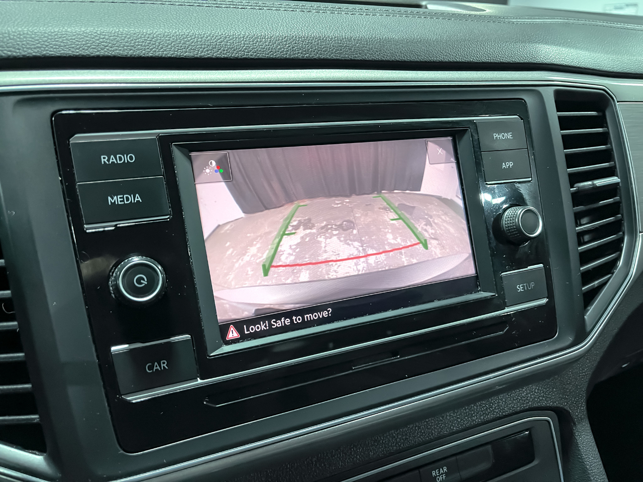 Volkswagen Atlas 3.6L V6 S 4MOTION 2019