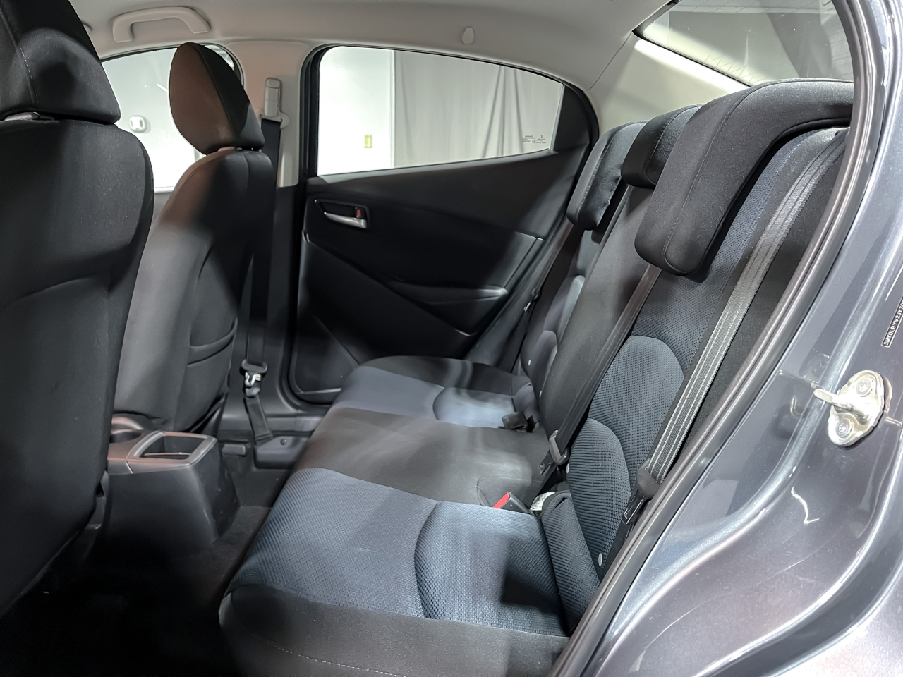 Toyota Yaris iA Auto (Natl) 2018