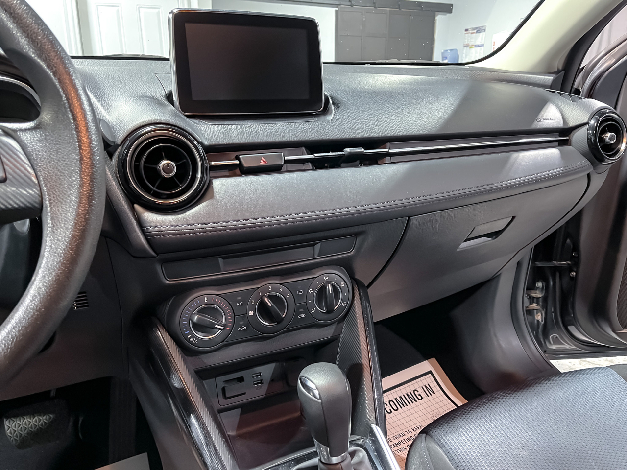 Toyota Yaris iA Auto (Natl) 2018