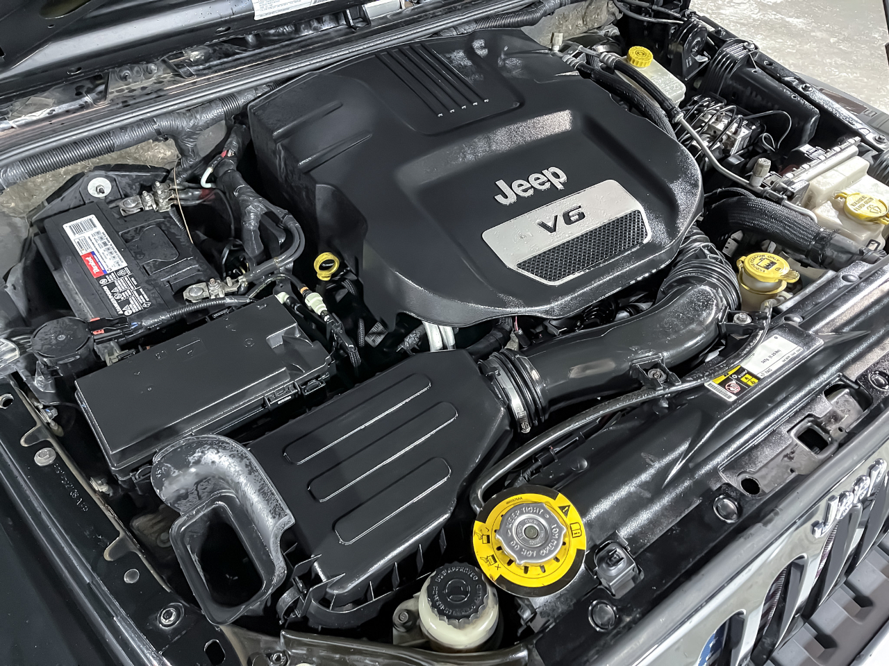 Jeep Wrangler 4WD 2dr Sahara 2015