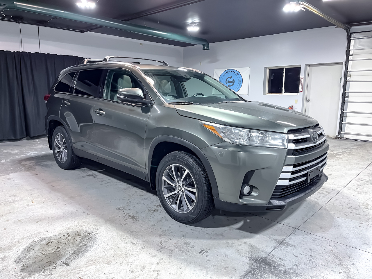 Toyota Highlander XLE V6 AWD (Natl) 2019