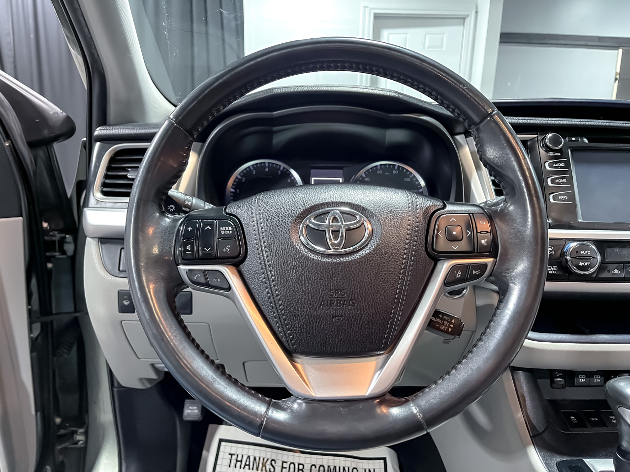 Toyota Highlander XLE V6 AWD (Natl) 2019
