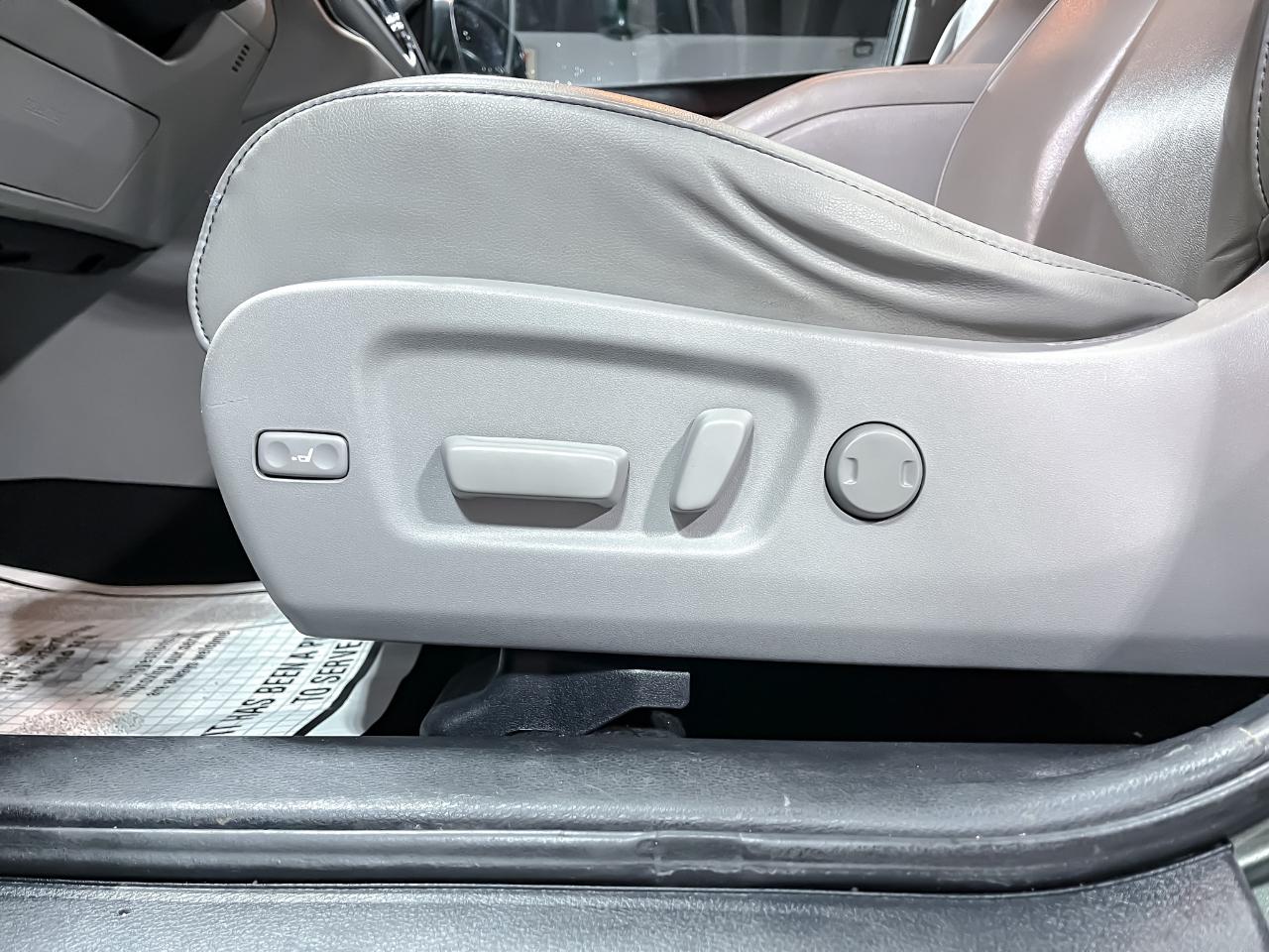 Toyota Highlander XLE V6 AWD (Natl) 2019