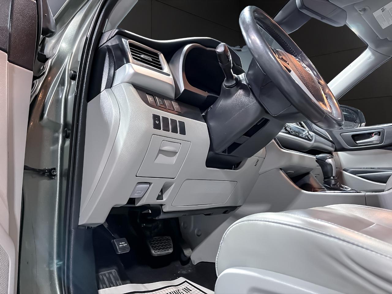 Toyota Highlander XLE V6 AWD (Natl) 2019