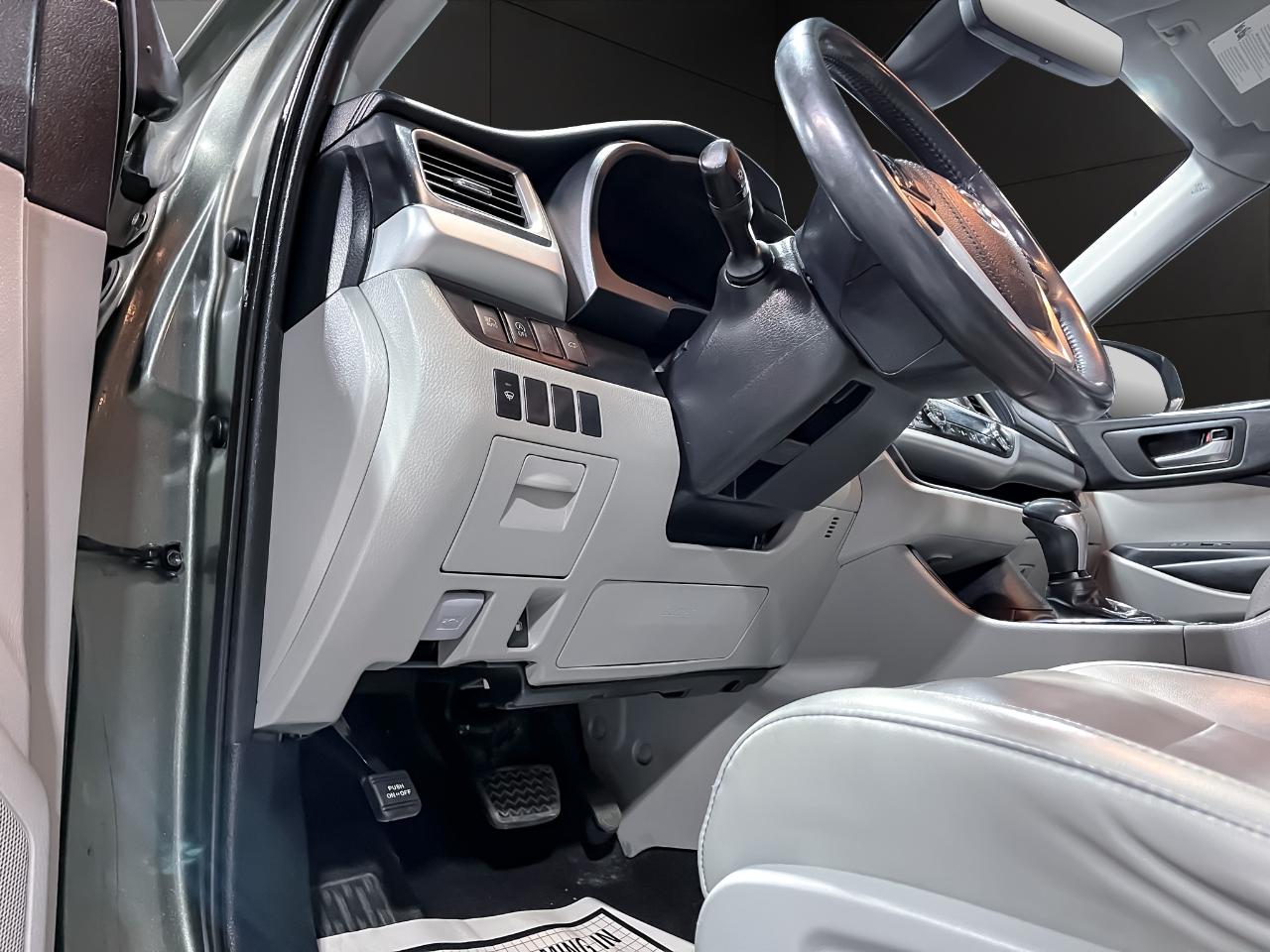 Toyota Highlander XLE V6 AWD (Natl) 2019