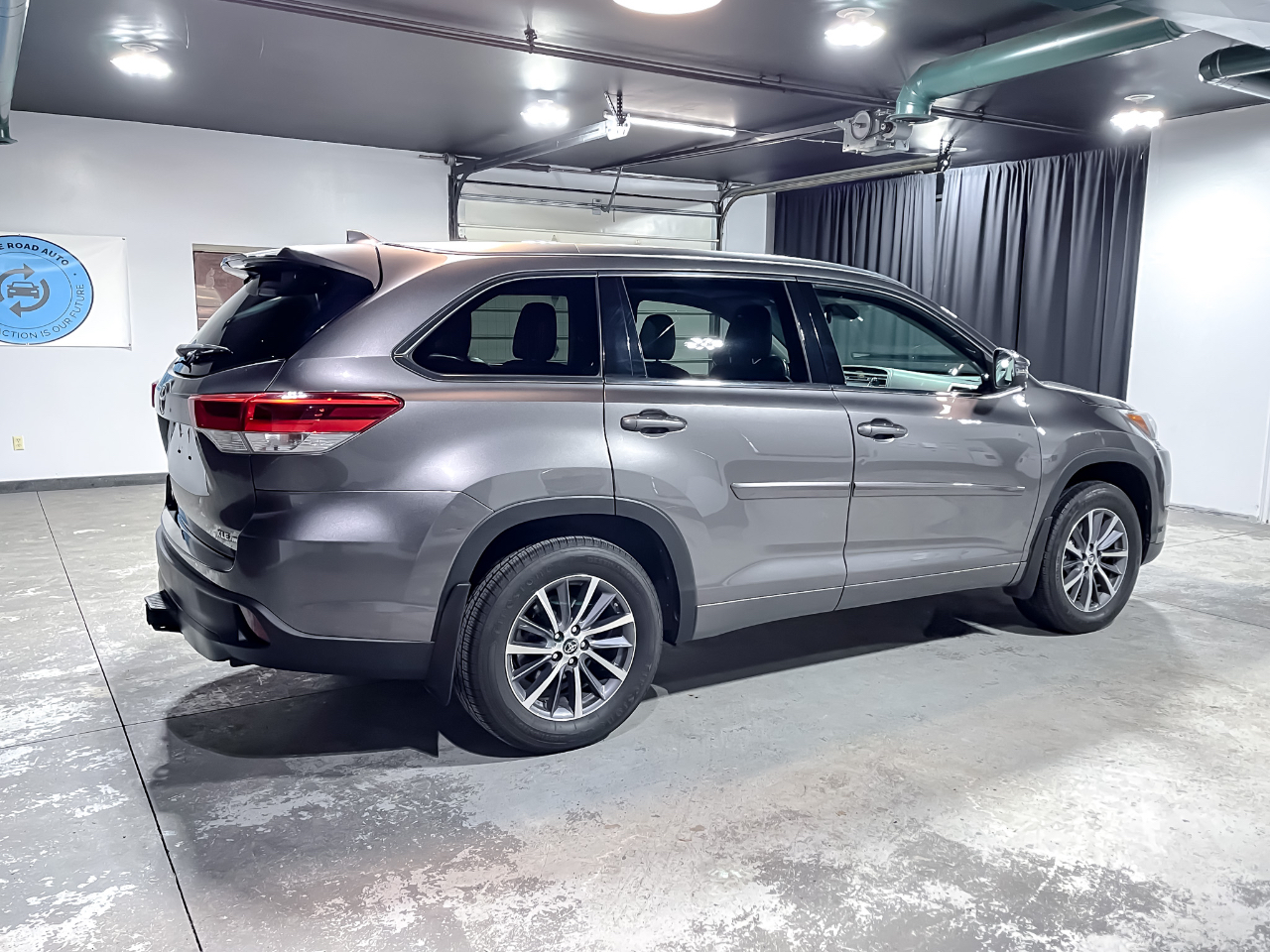 Toyota Highlander XLE V6 AWD (Natl) 2018