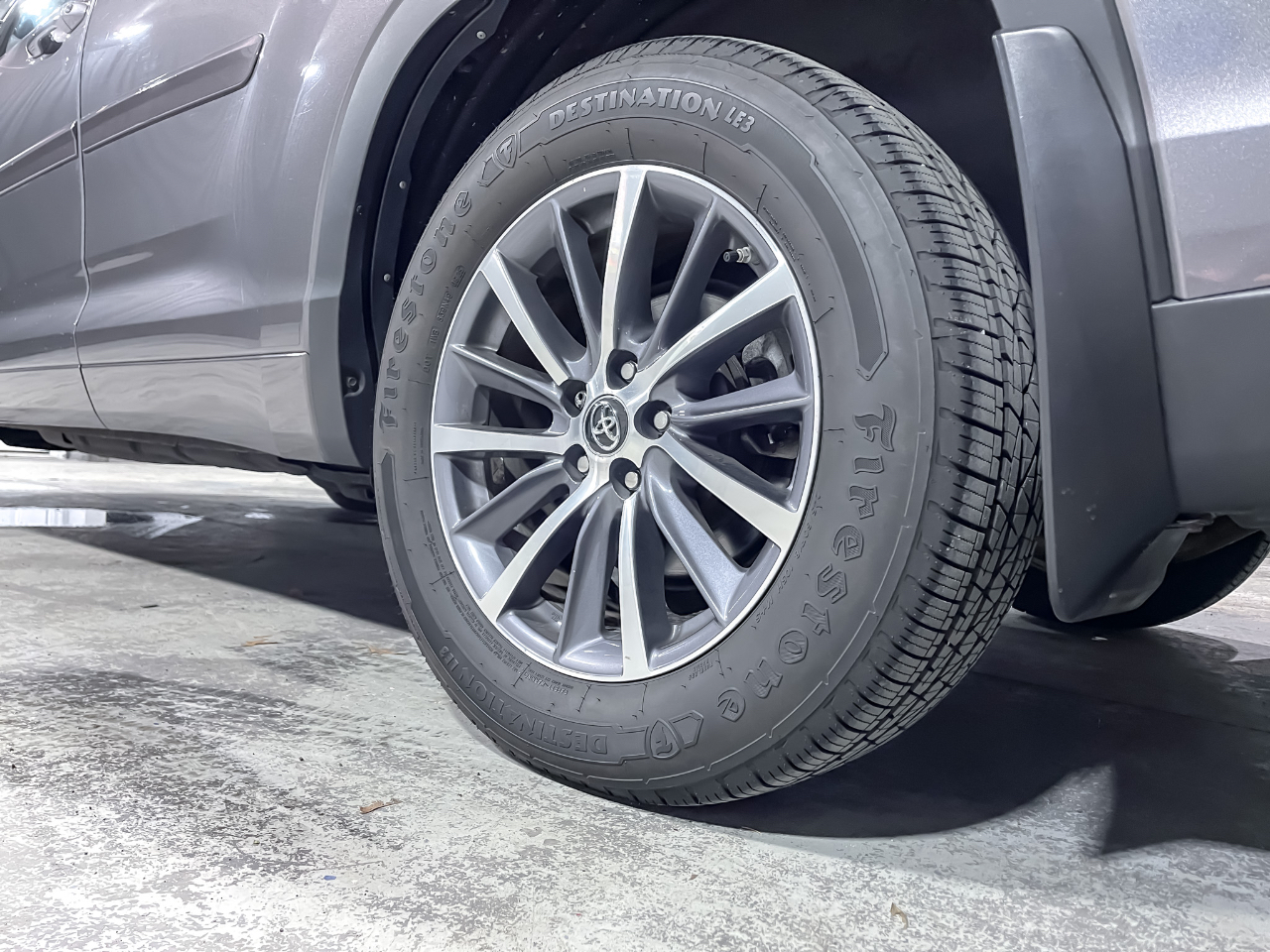 Toyota Highlander XLE V6 AWD (Natl) 2018