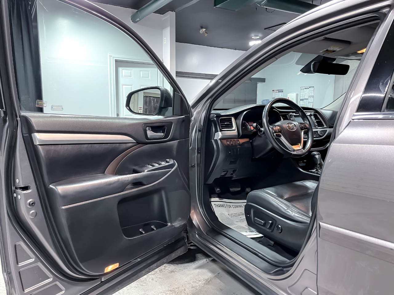 Toyota Highlander XLE V6 AWD (Natl) 2018