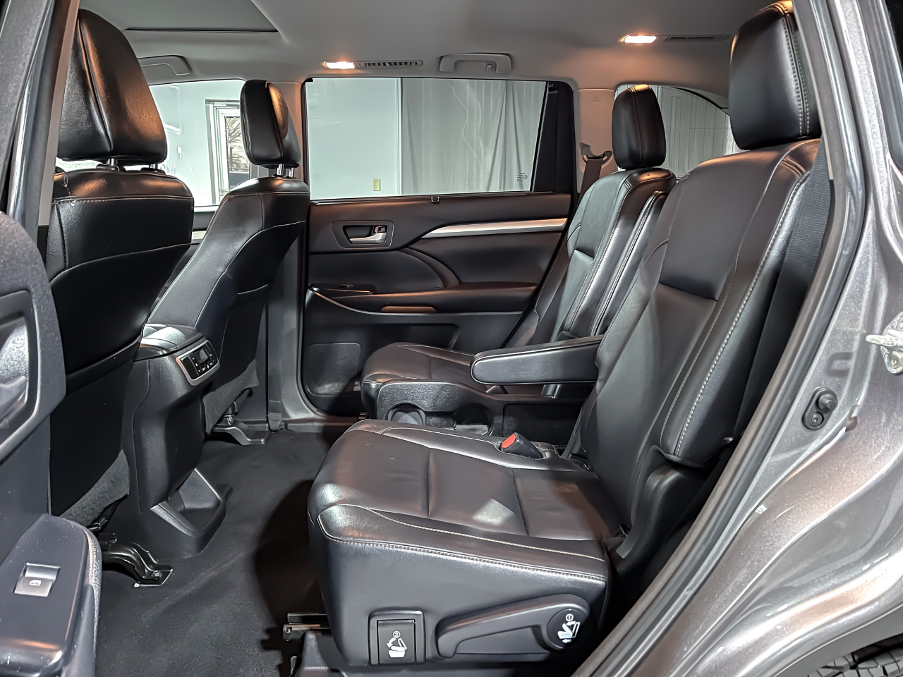 Toyota Highlander XLE V6 AWD (Natl) 2018