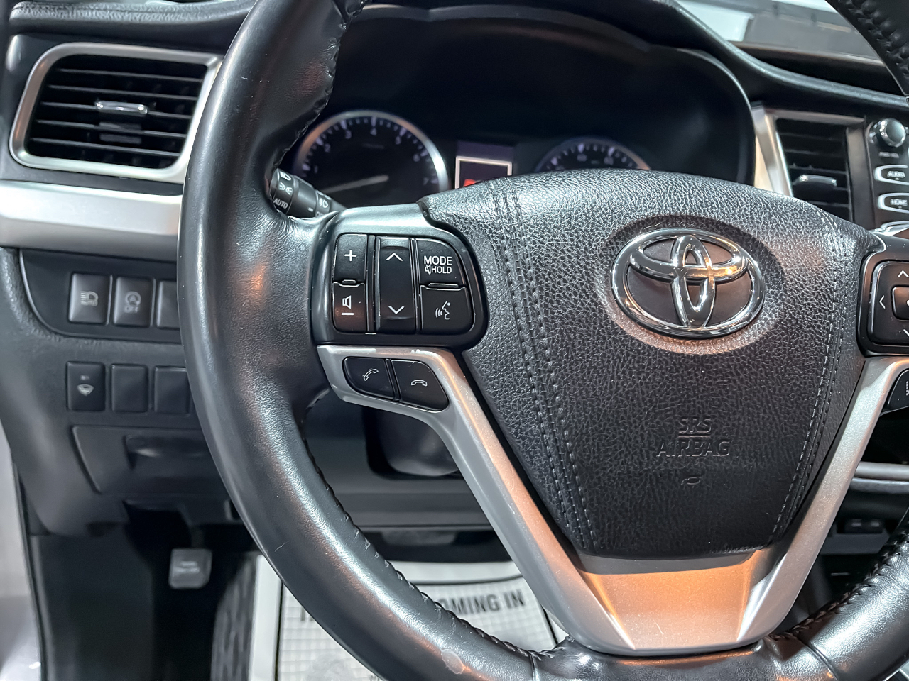 Toyota Highlander XLE V6 AWD (Natl) 2018