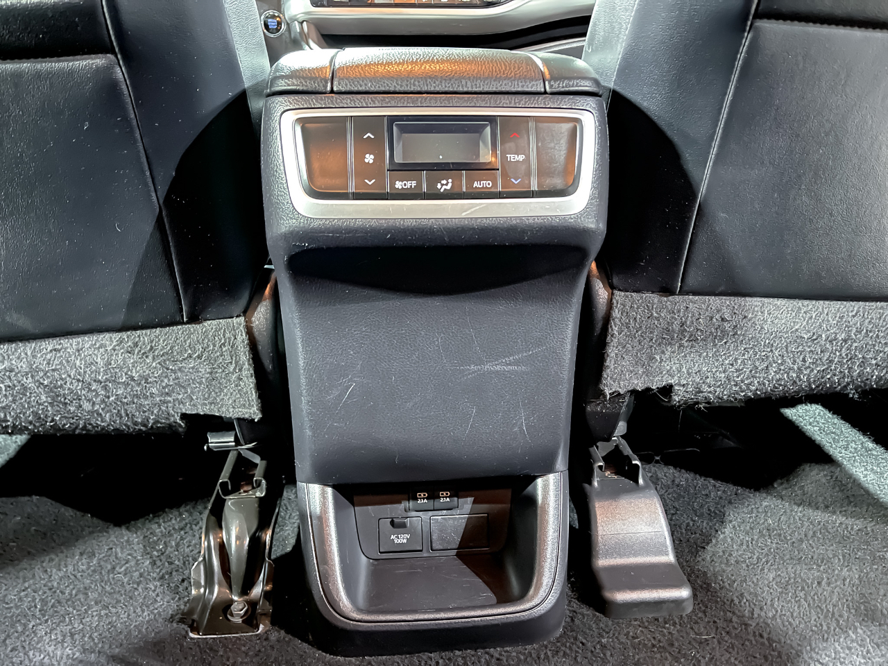 Toyota Highlander XLE V6 AWD (Natl) 2018