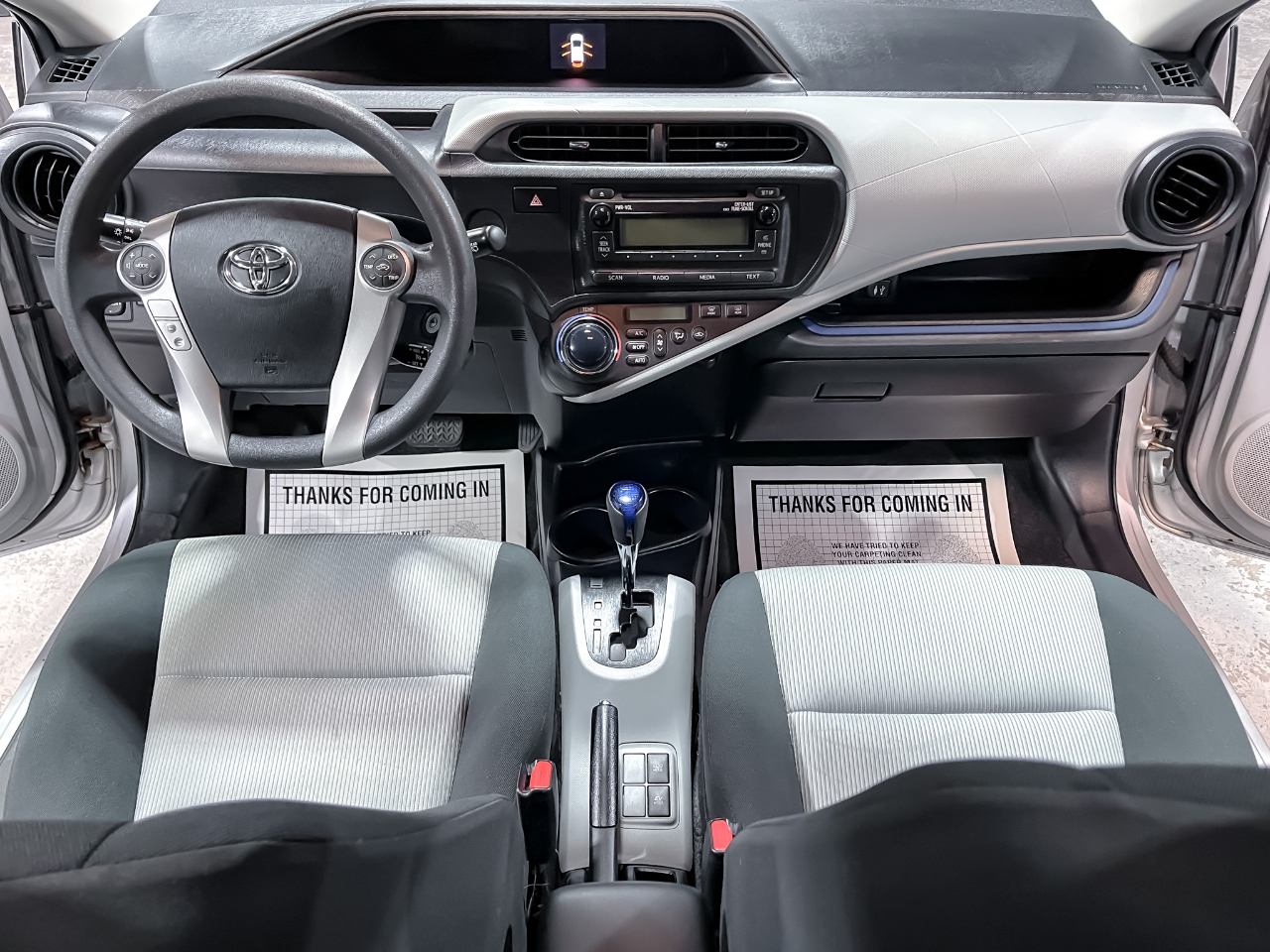 Toyota Prius c 5dr HB Three (Natl) 2012