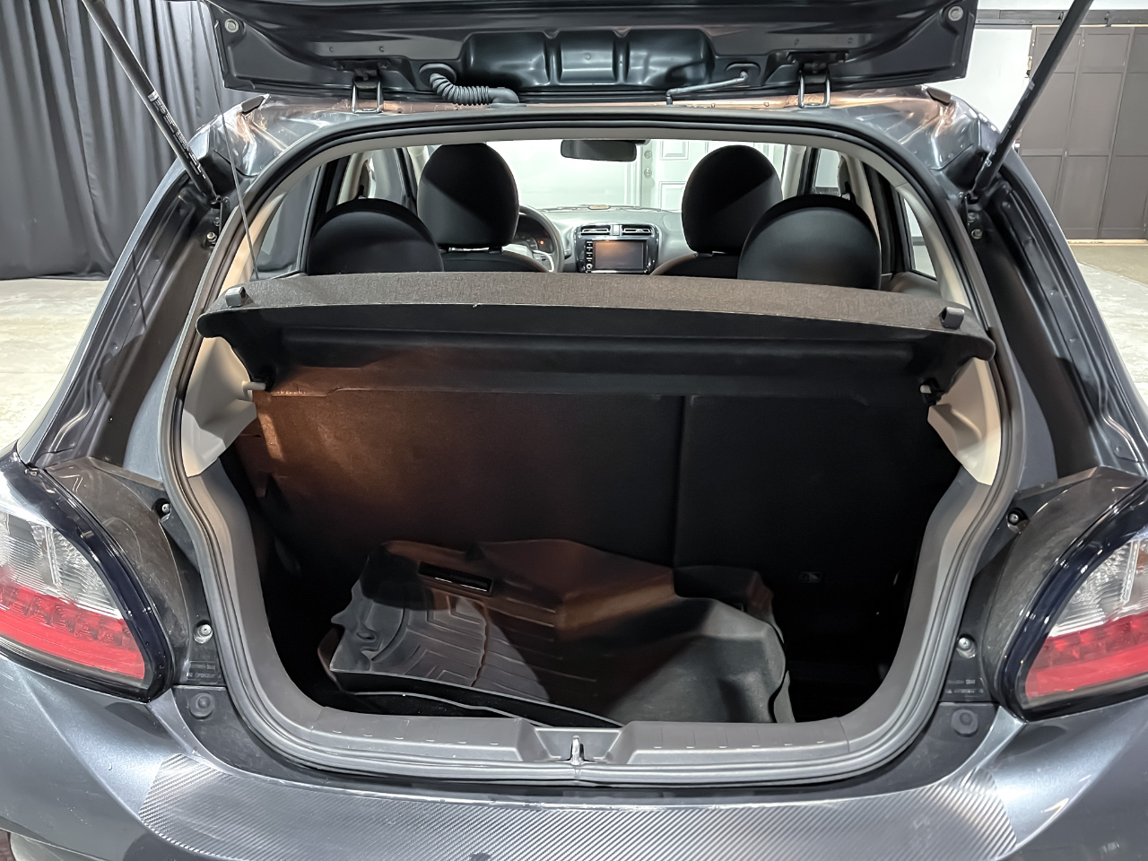 Mitsubishi Mirage ES CVT 2024