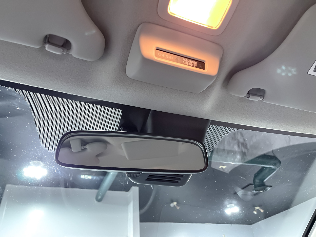 Mitsubishi Mirage ES CVT 2024