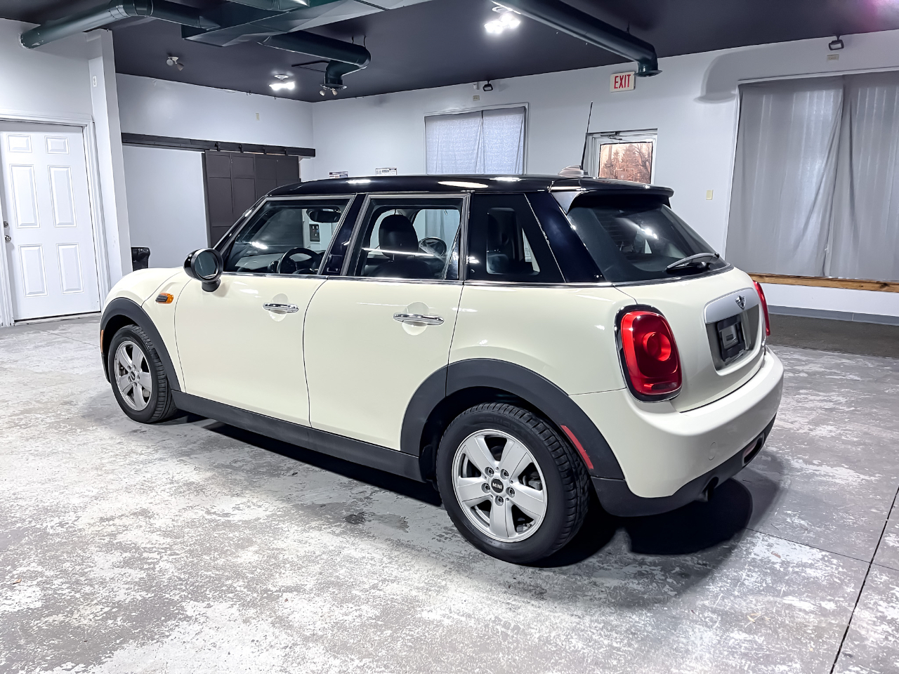 MINI Cooper Hardtop 4 Door 4dr HB 2015