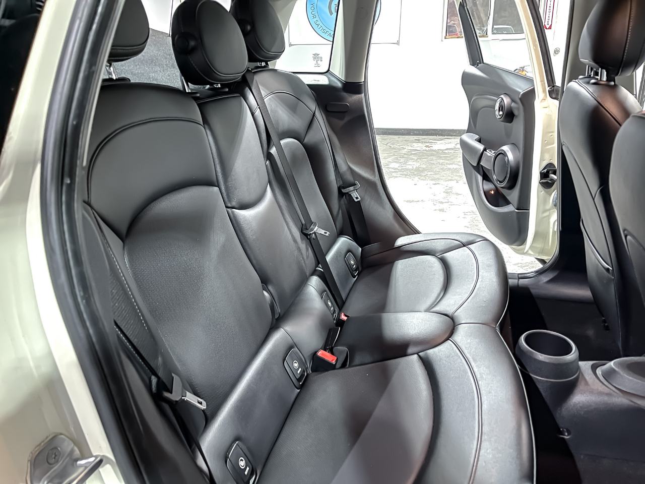 MINI Cooper Hardtop 4 Door 4dr HB 2015