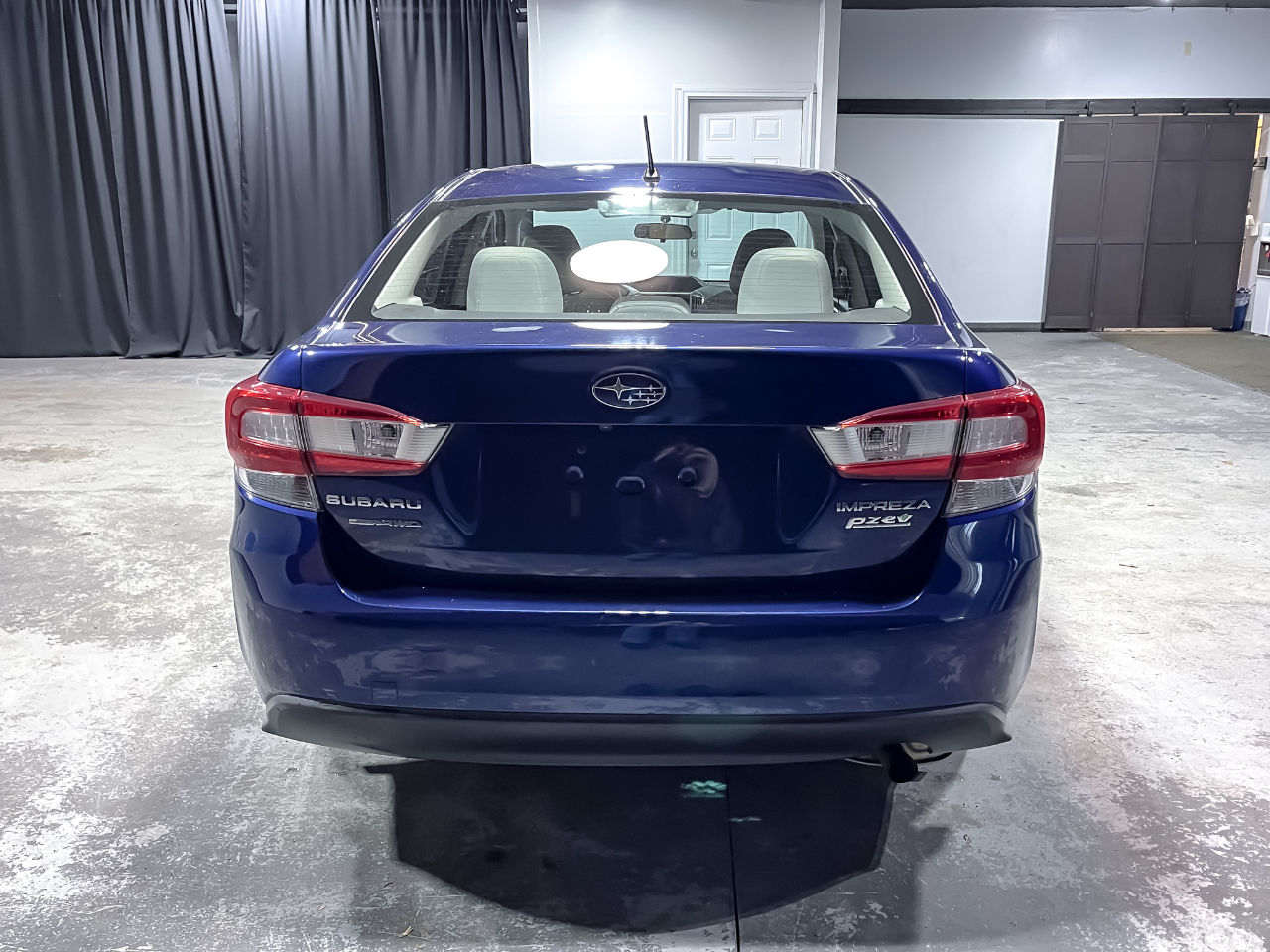 Subaru Impreza 2.0i 4-door CVT 2017