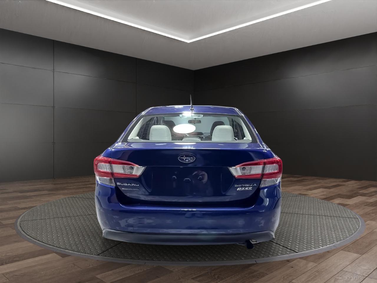 Subaru Impreza 2.0i 4-door CVT 2017