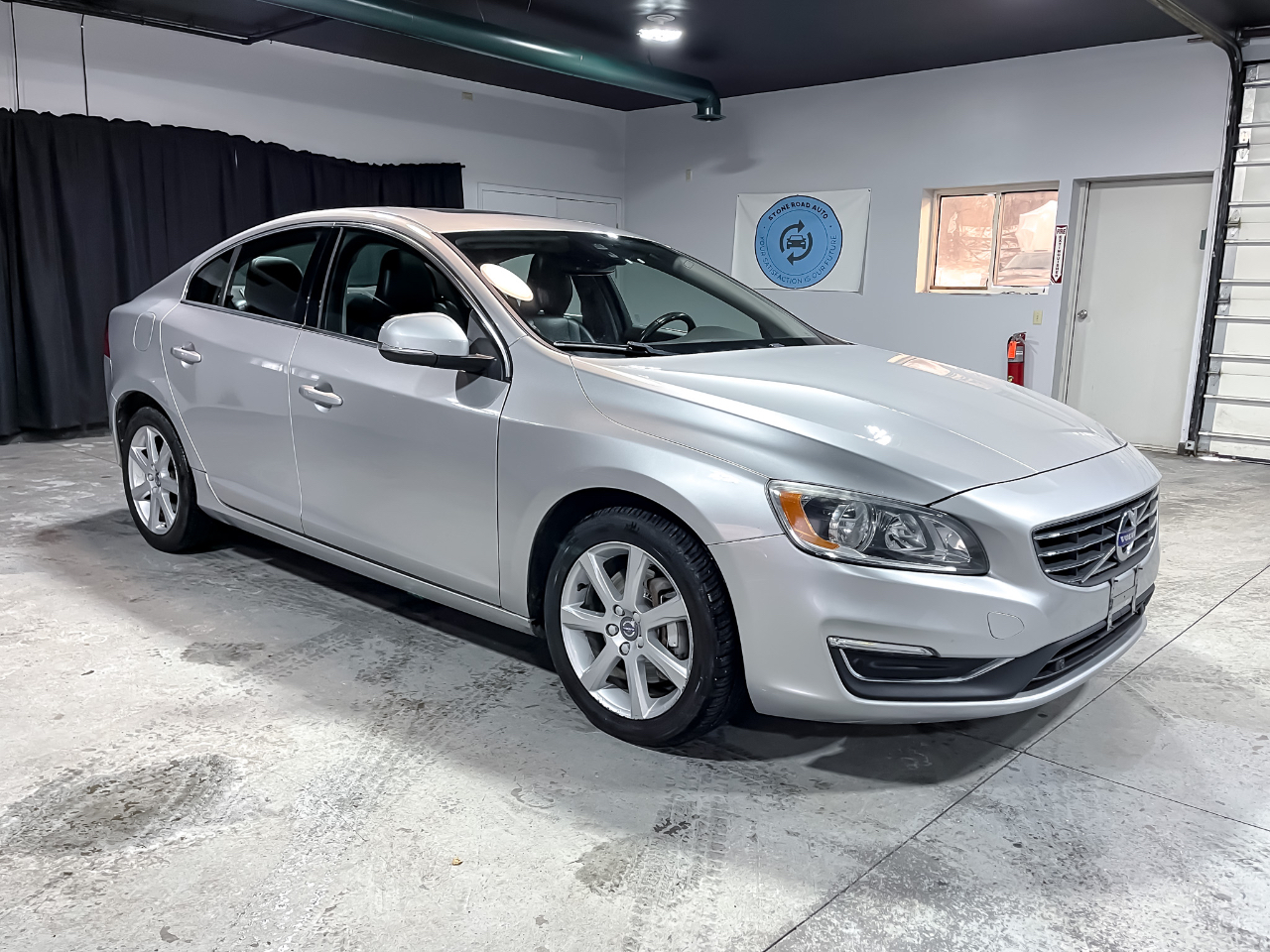Volvo S60 4dr Sdn T5 Premier AWD 2016